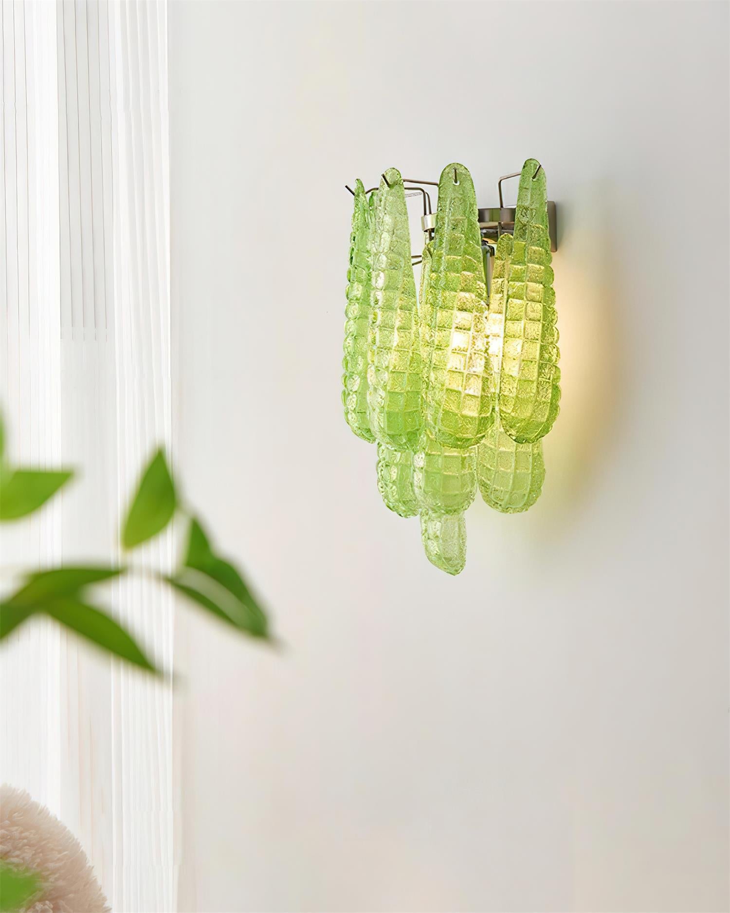Mireya Glass Leaf Wall Lamp - Loonglight