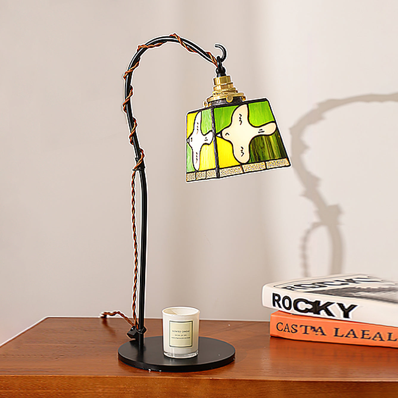 Miroa Tiffany Table Lamp - Loonglight