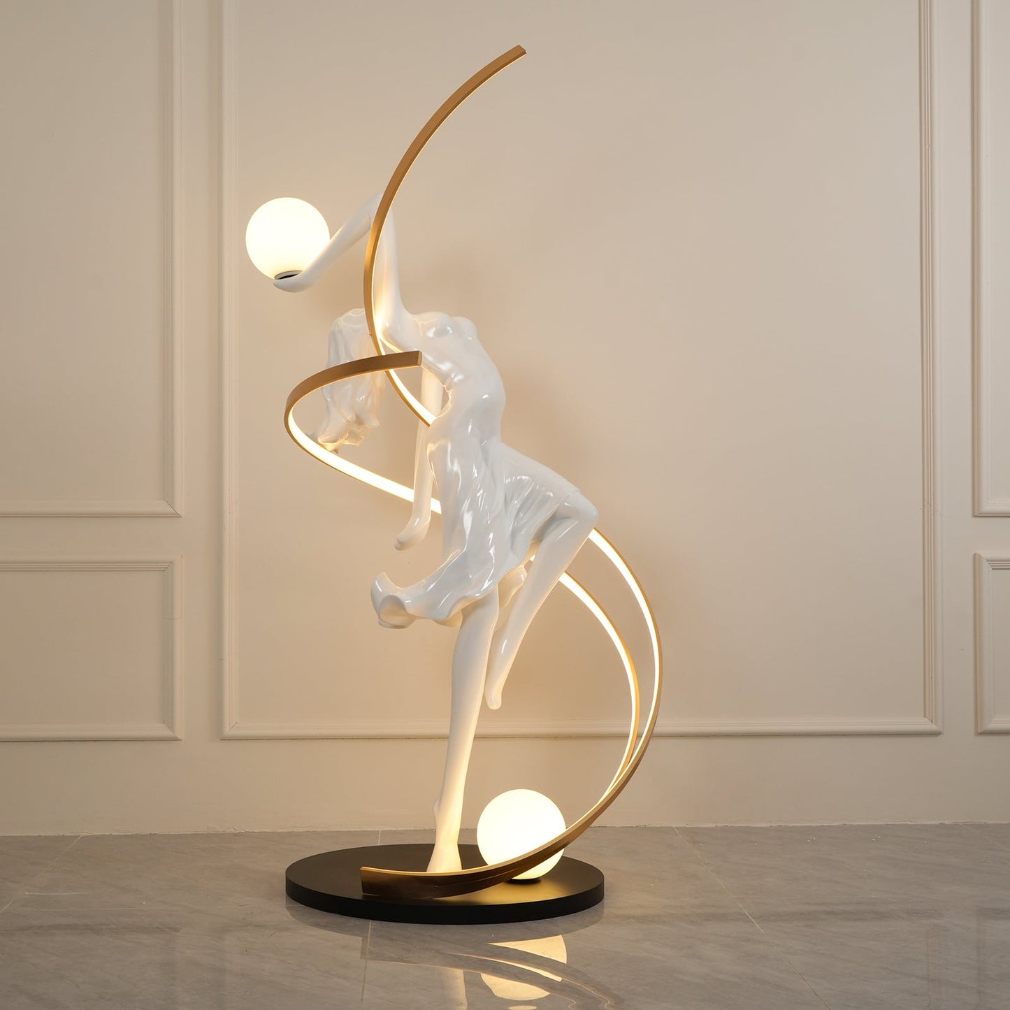 Misha Goddess Statue Floor Lamp - Loonglight