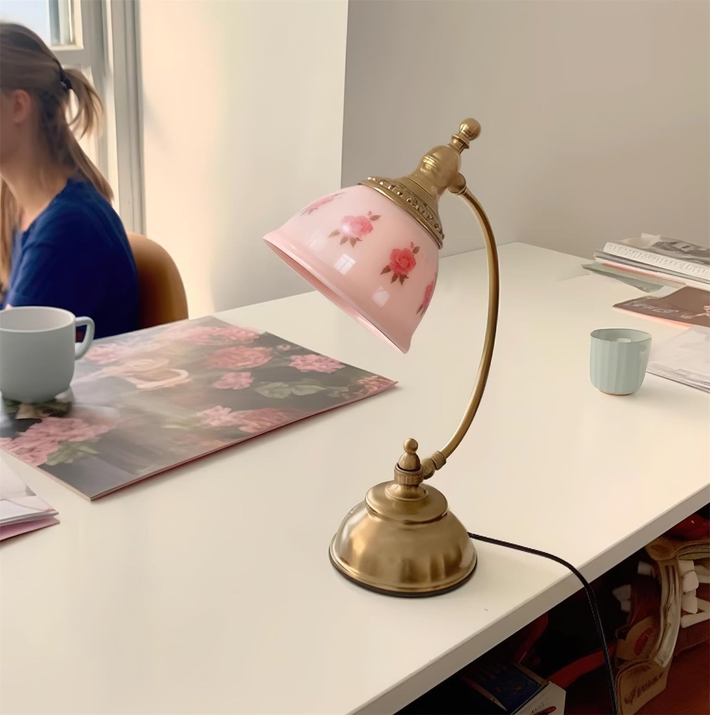 Mishya Floral Table Lamp - Loonglight