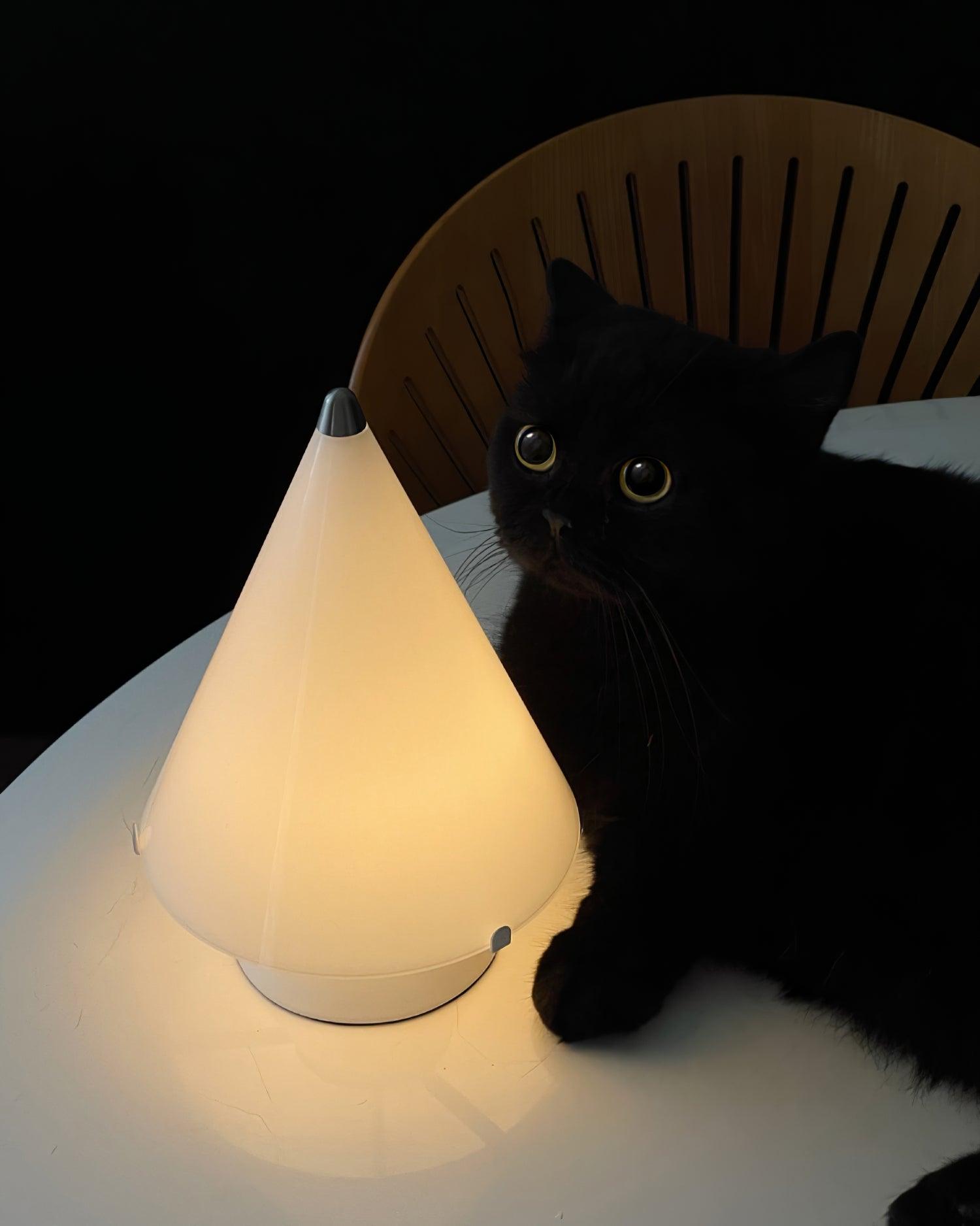 Miza Table Lamp - Loonglight