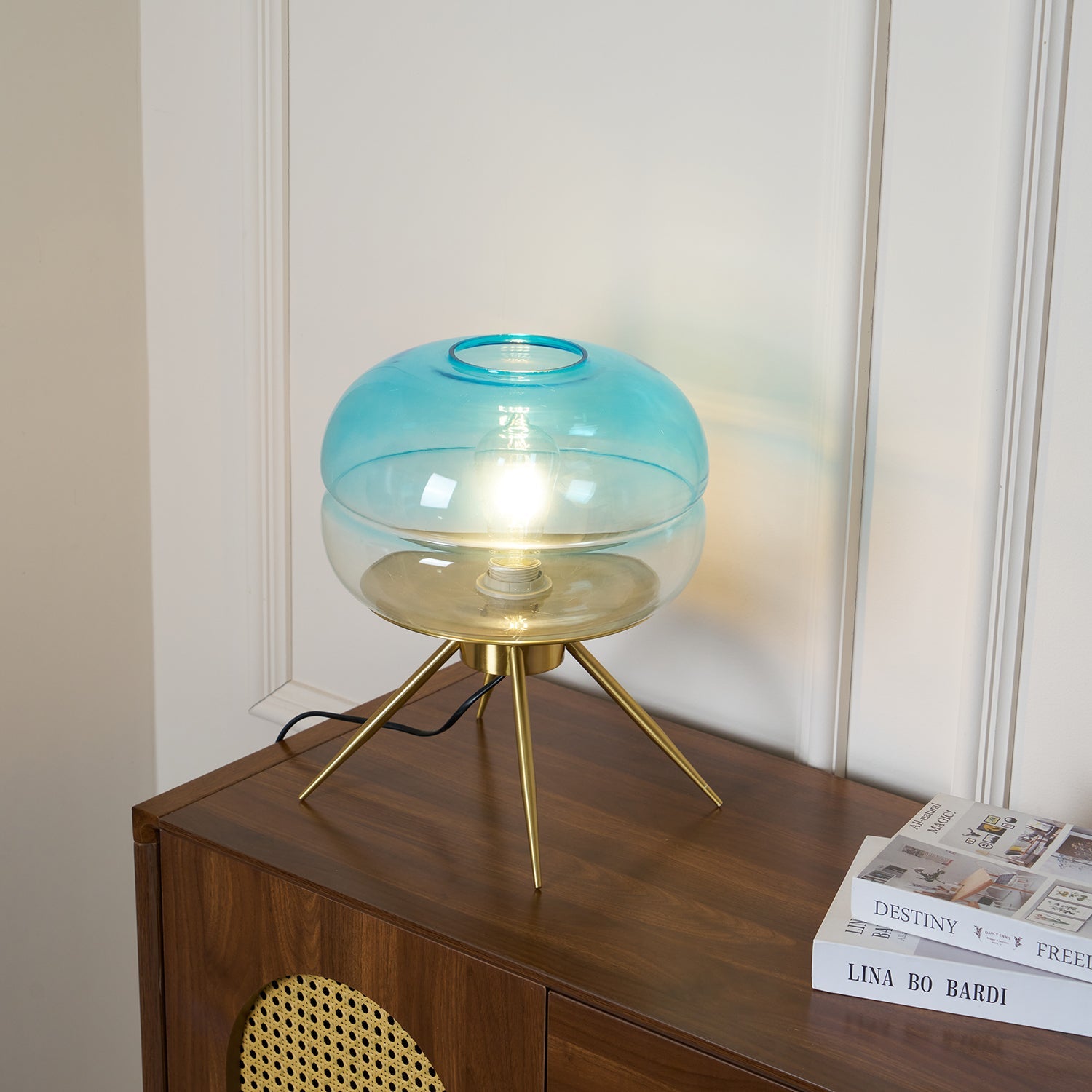 Moda Table Lamp - Loonglight