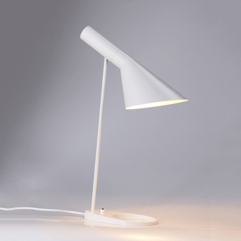 Modern AJ Table Lamp - Loonglight