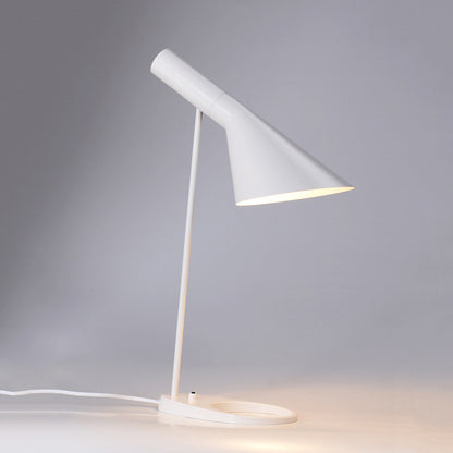 Modern AJ Table Lamp - Loonglight