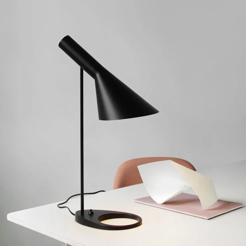 Modern AJ Table Lamp - Loonglight