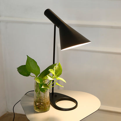 Modern AJ Table Lamp - Loonglight