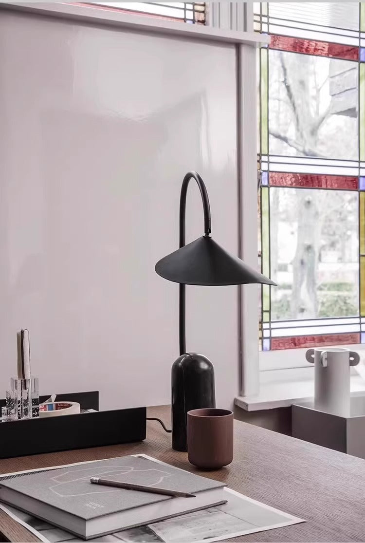 Modern Arum Table Lamp - Loonglight