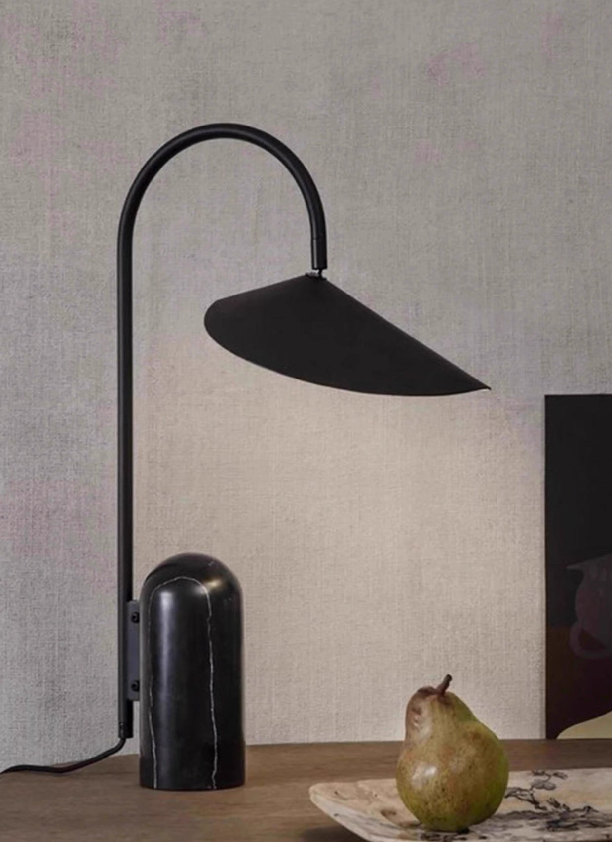 Modern Arum Table Lamp - Loonglight