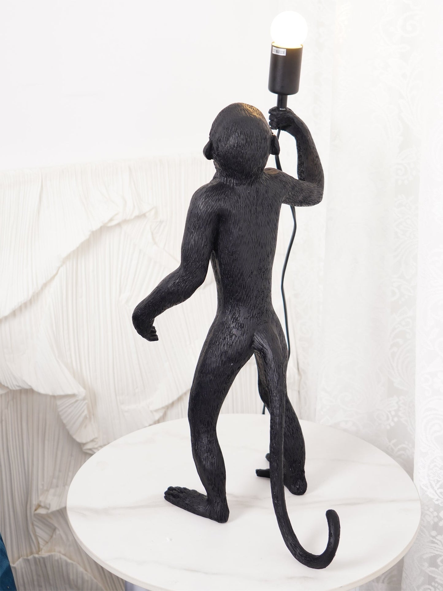 Monkey Table Lamp - Loonglight