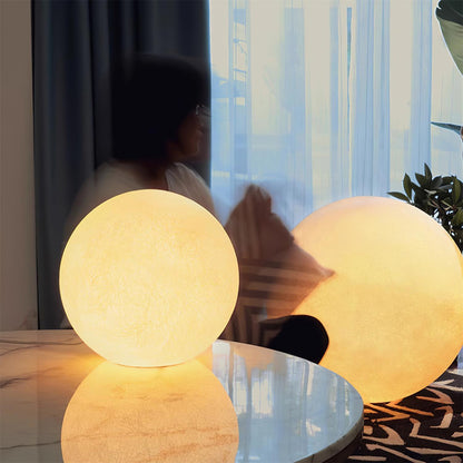 Moon Table Lamp - Loonglight