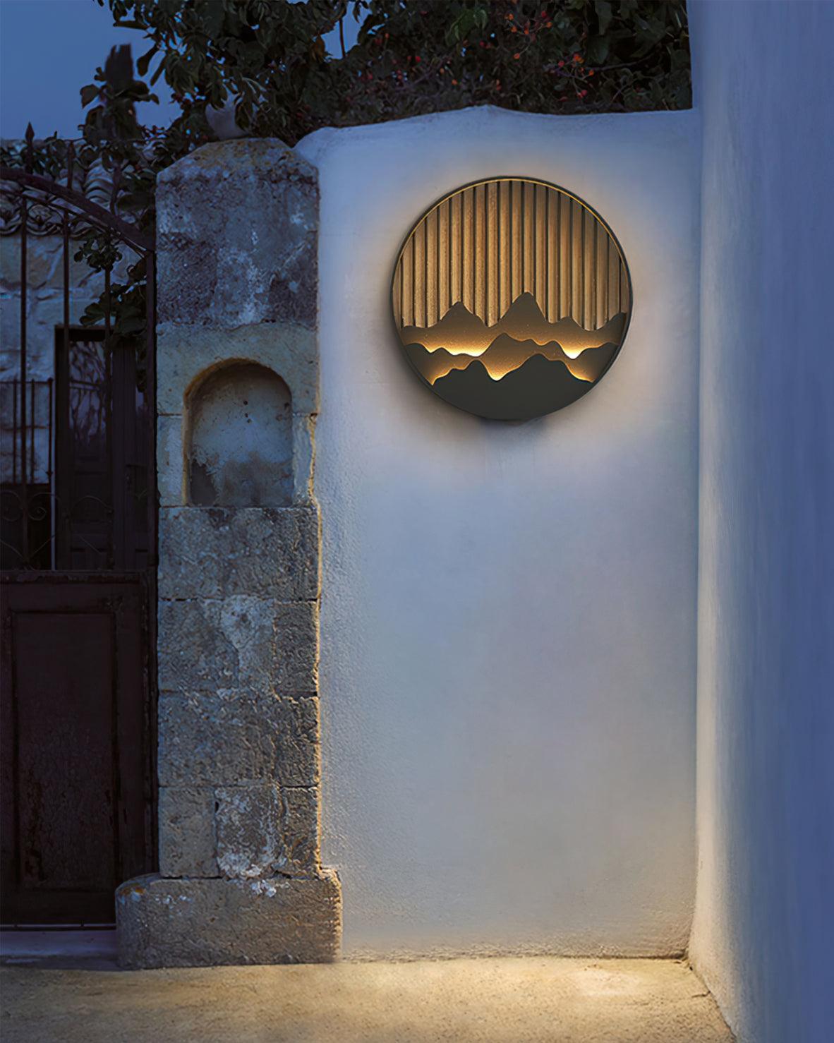 Mountain Outdoor Wall Lamp - Loonglight