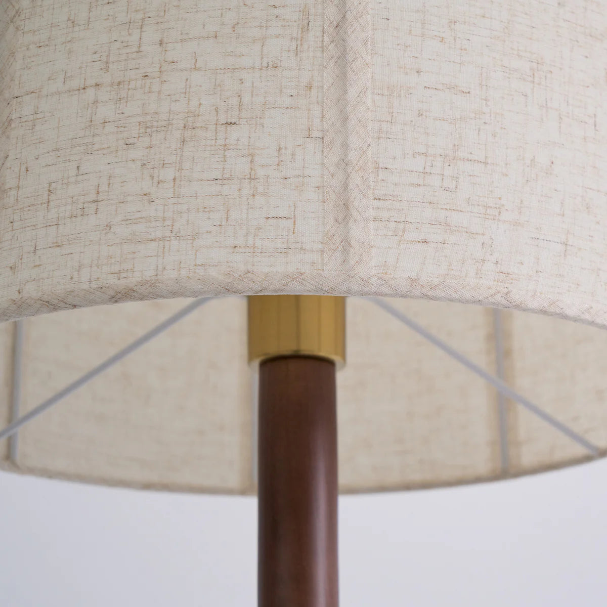 Moxie Wood Floor Lamp - Loonglight