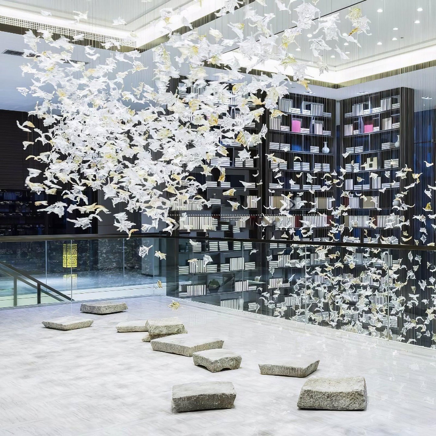 Maple-leaf Shaped Glass Leaf Chandelier - Loonglight