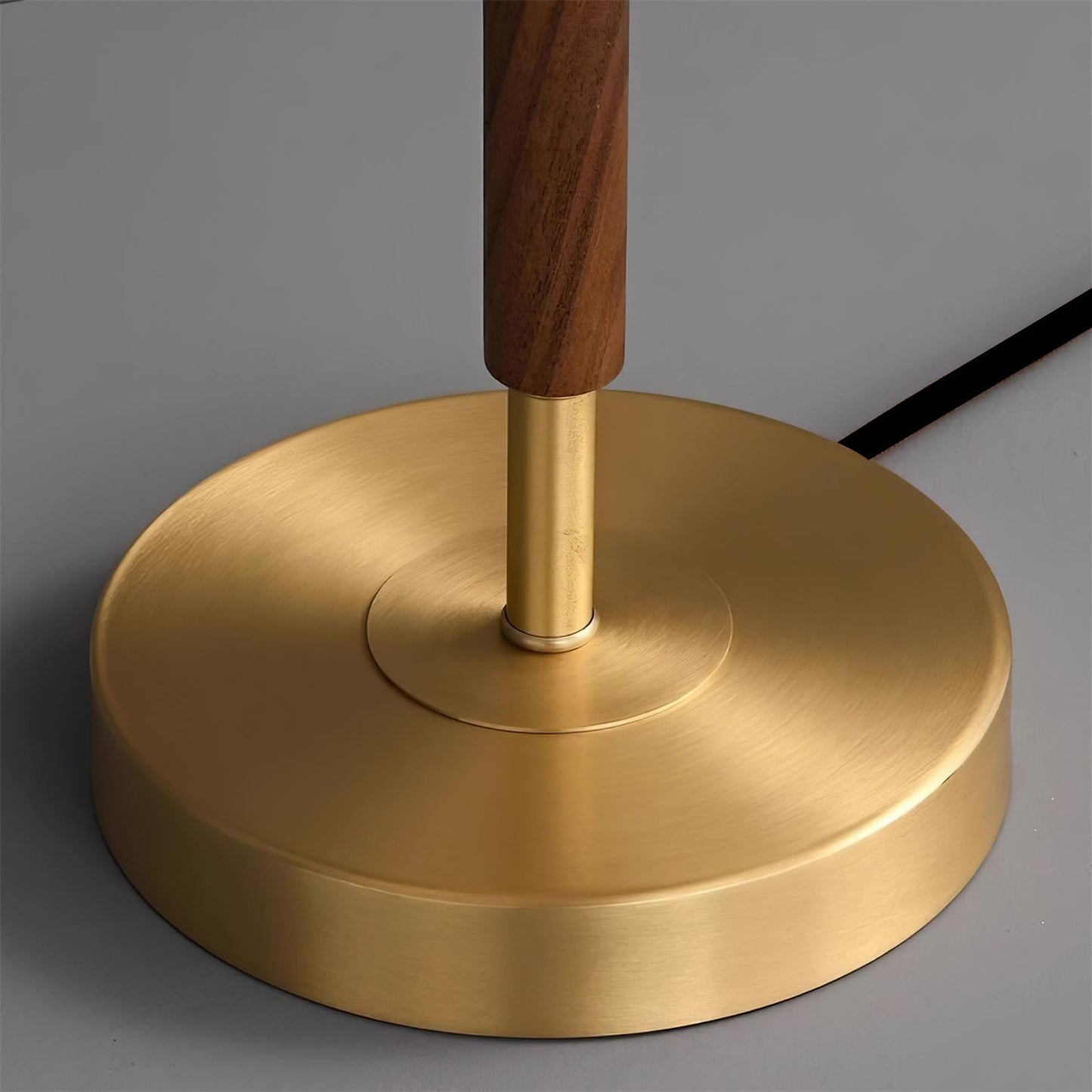 Naiya Table Lamp - Loonglight