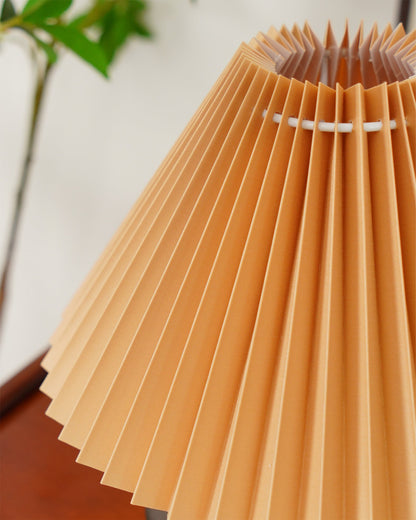 Navia Pleated Table Lamp - Loonglight