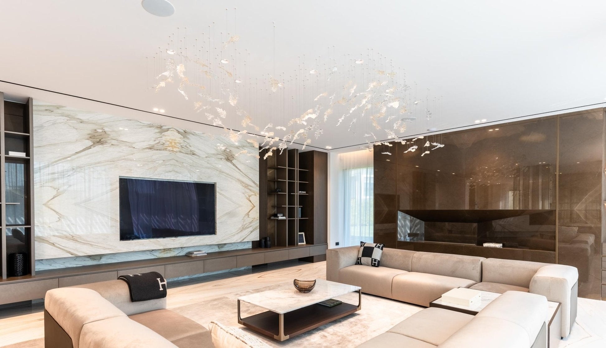 Nectar Glass Leaf Chandelier - Loonglight