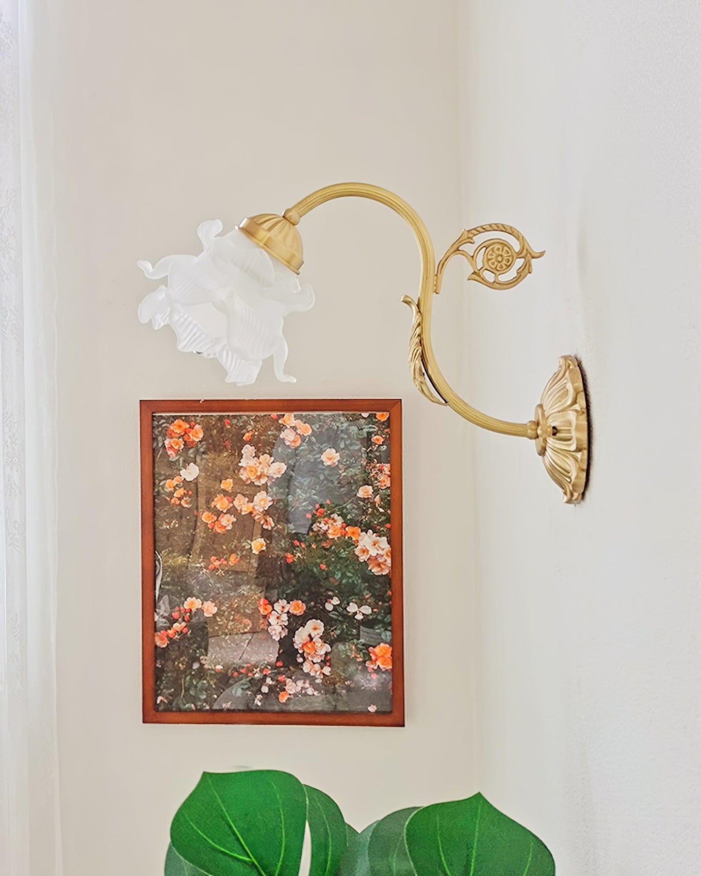 Neiman Wall Lamp - Loonglight