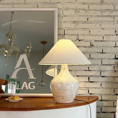 Nikki Seashell Table Lamp - Loonglight