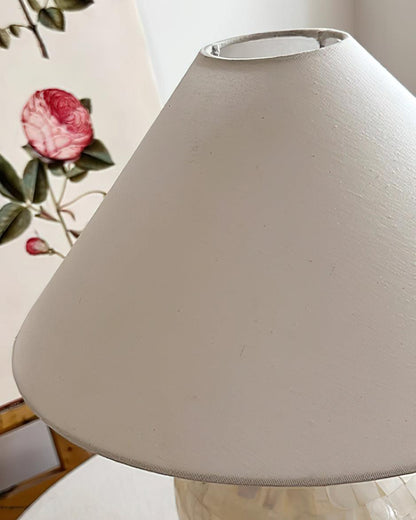 Nikki Seashell Table Lamp - Loonglight