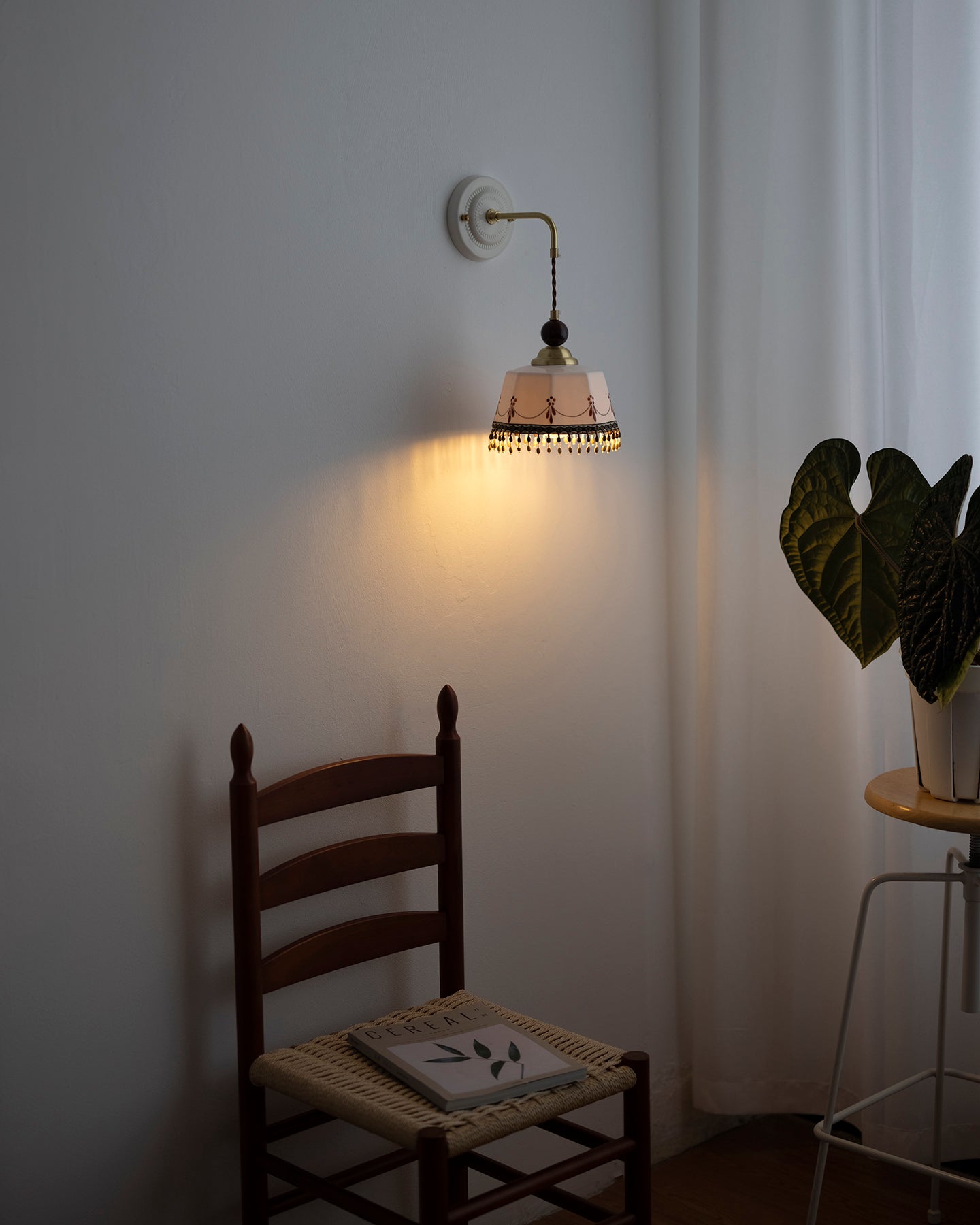 Vintage Ceramic Wall Lamp - Loonglight