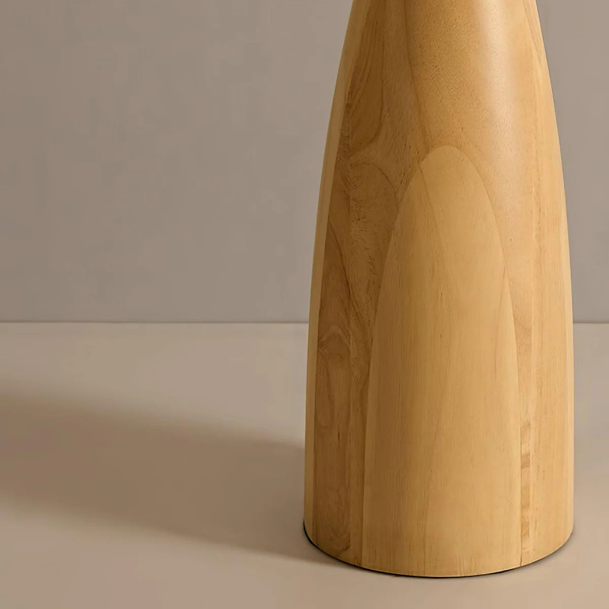 Nora Houten Vloerlamp