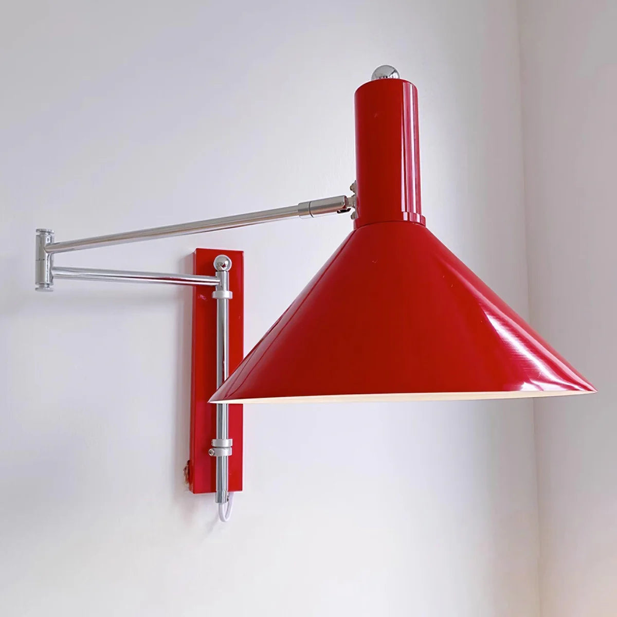Orbit Swing Wall Lamp - Loonglight