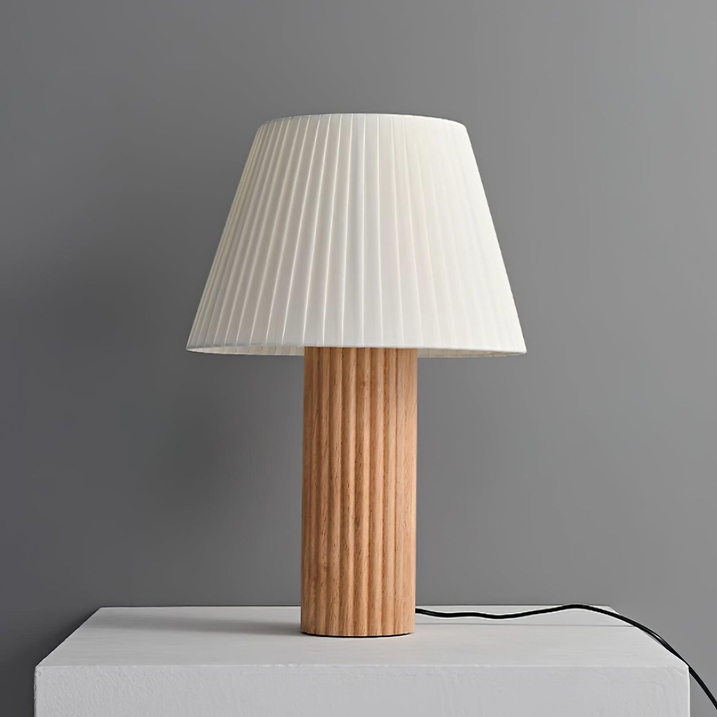 Paavo Table Lamp - Loonglight