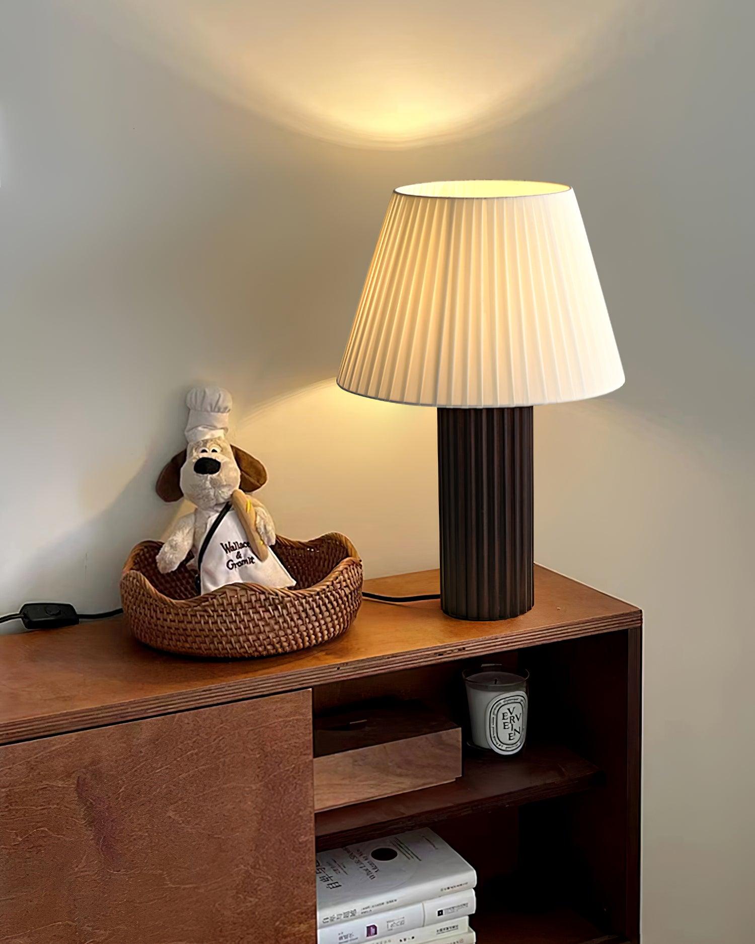 Paavo Table Lamp - Loonglight
