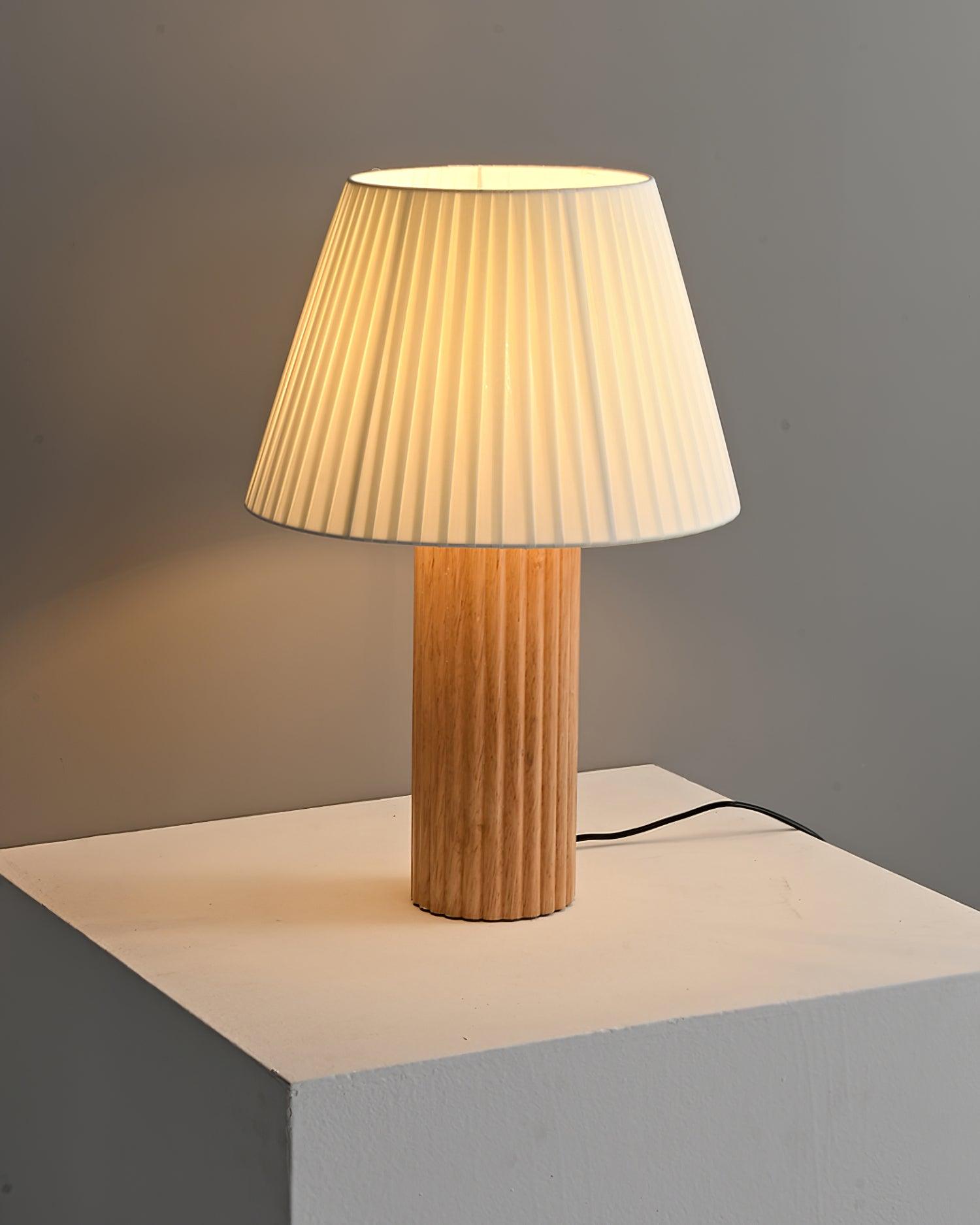 Paavo Table Lamp - Loonglight
