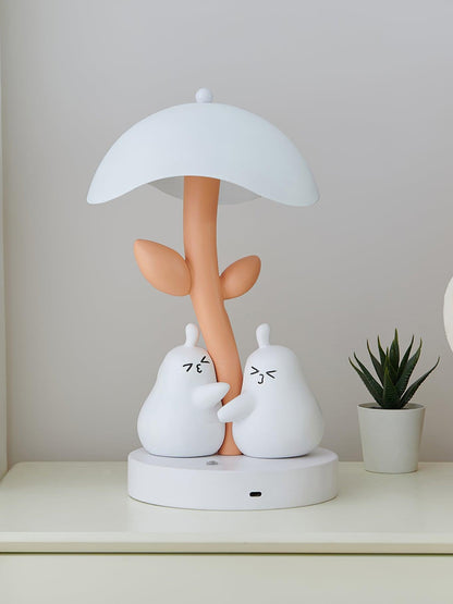 Pear Hug Table Lamp - Loonglight