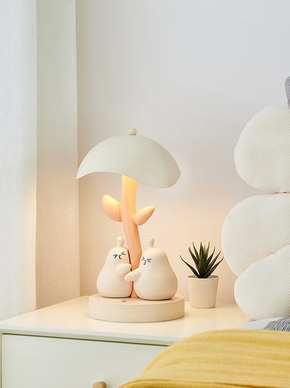 Pear Hug Table Lamp - Loonglight
