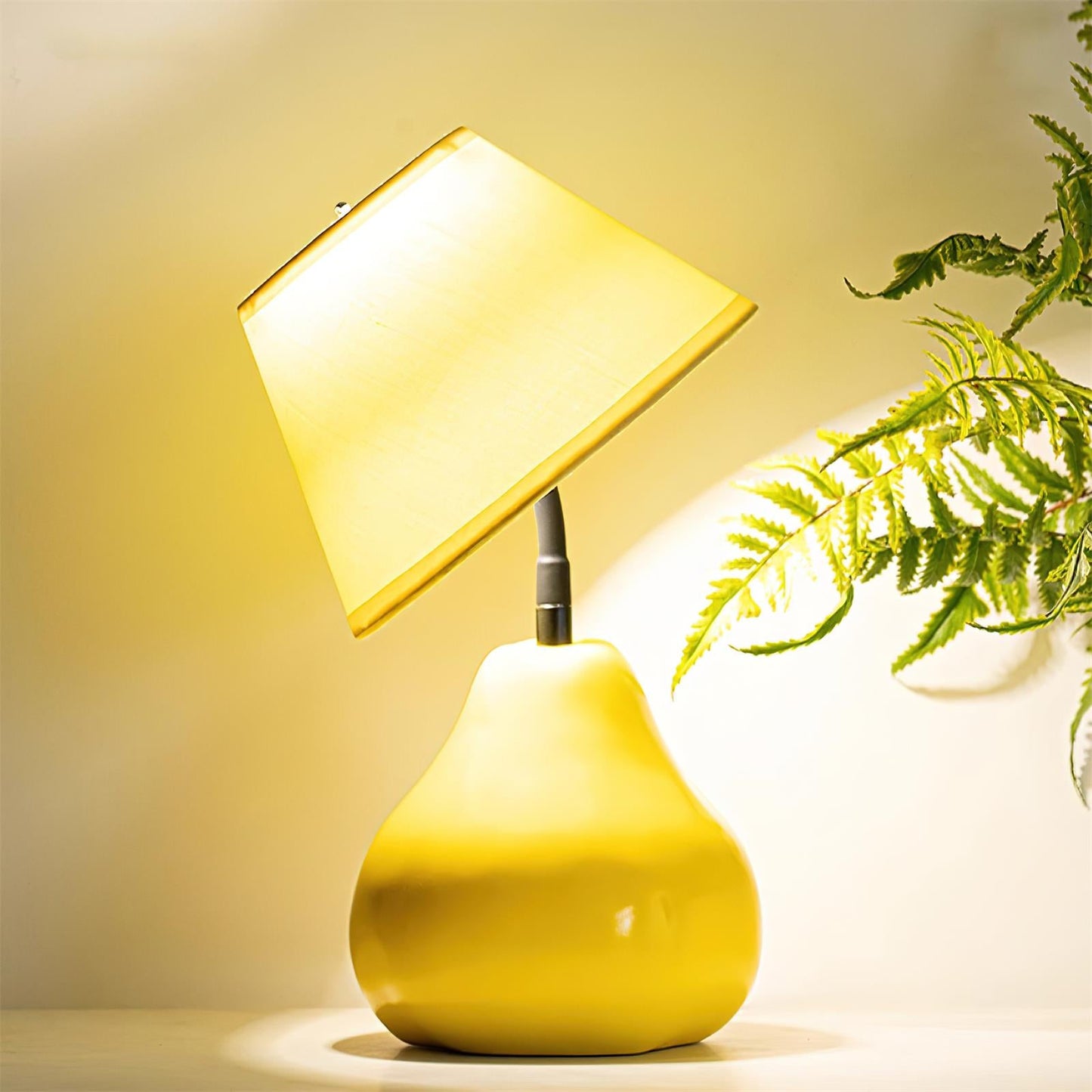 Pear Table Lamp - Loonglight