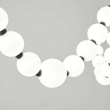 Pearl Necklace Chandelier V - Loonglight