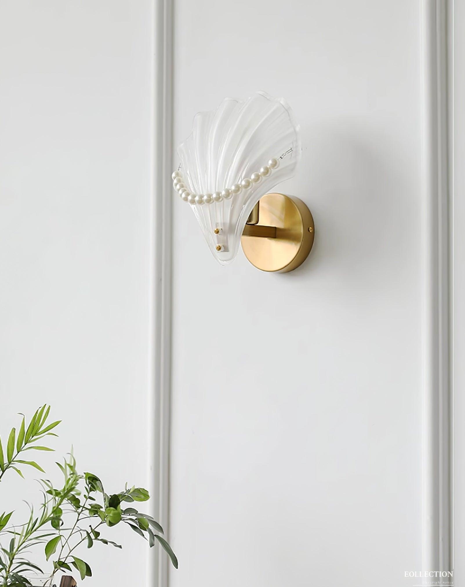 Pearl Shell Wall Lamp - Loonglight