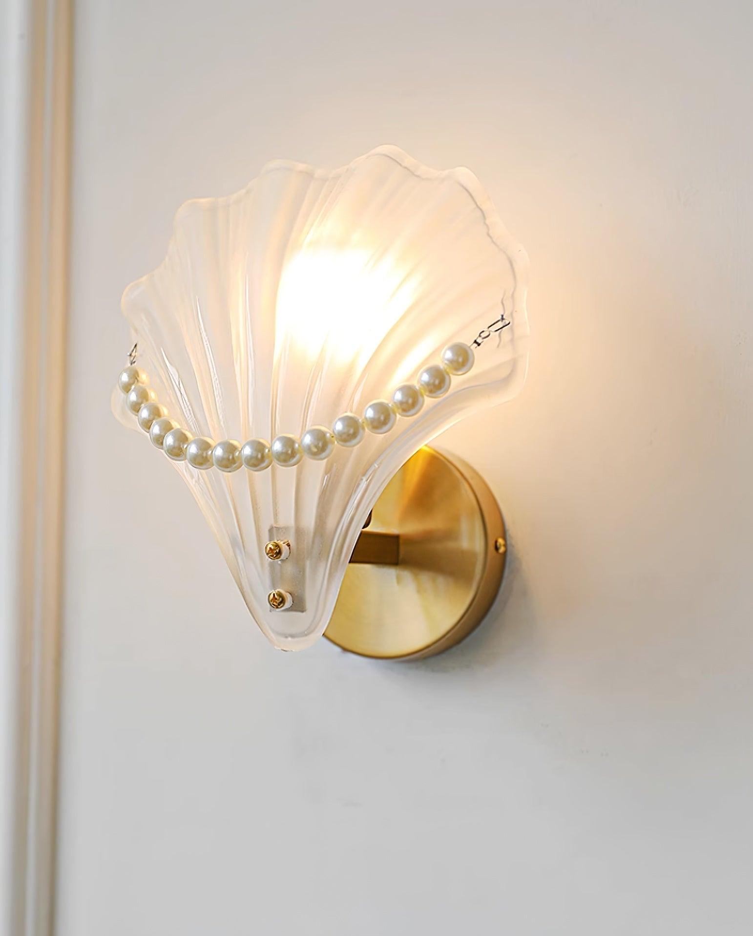 Pearl Shell Wall Lamp - Loonglight