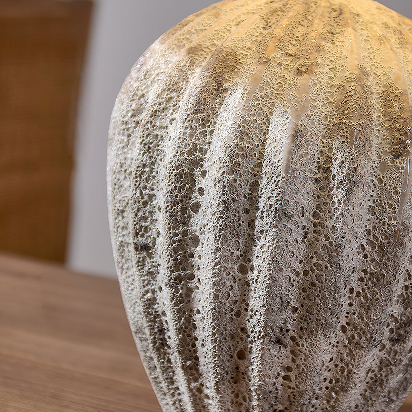 Pelia Ceramics Table Light