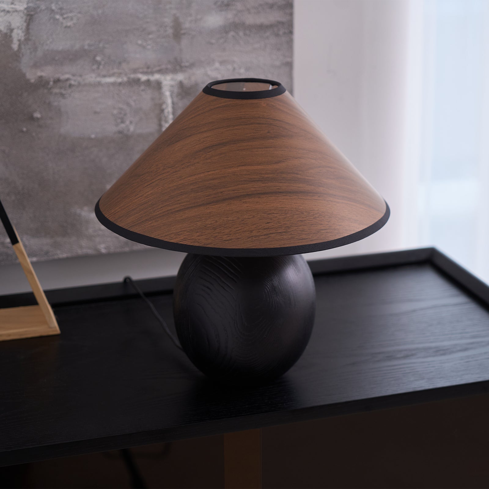 Penna Table Lamp - Loonglight