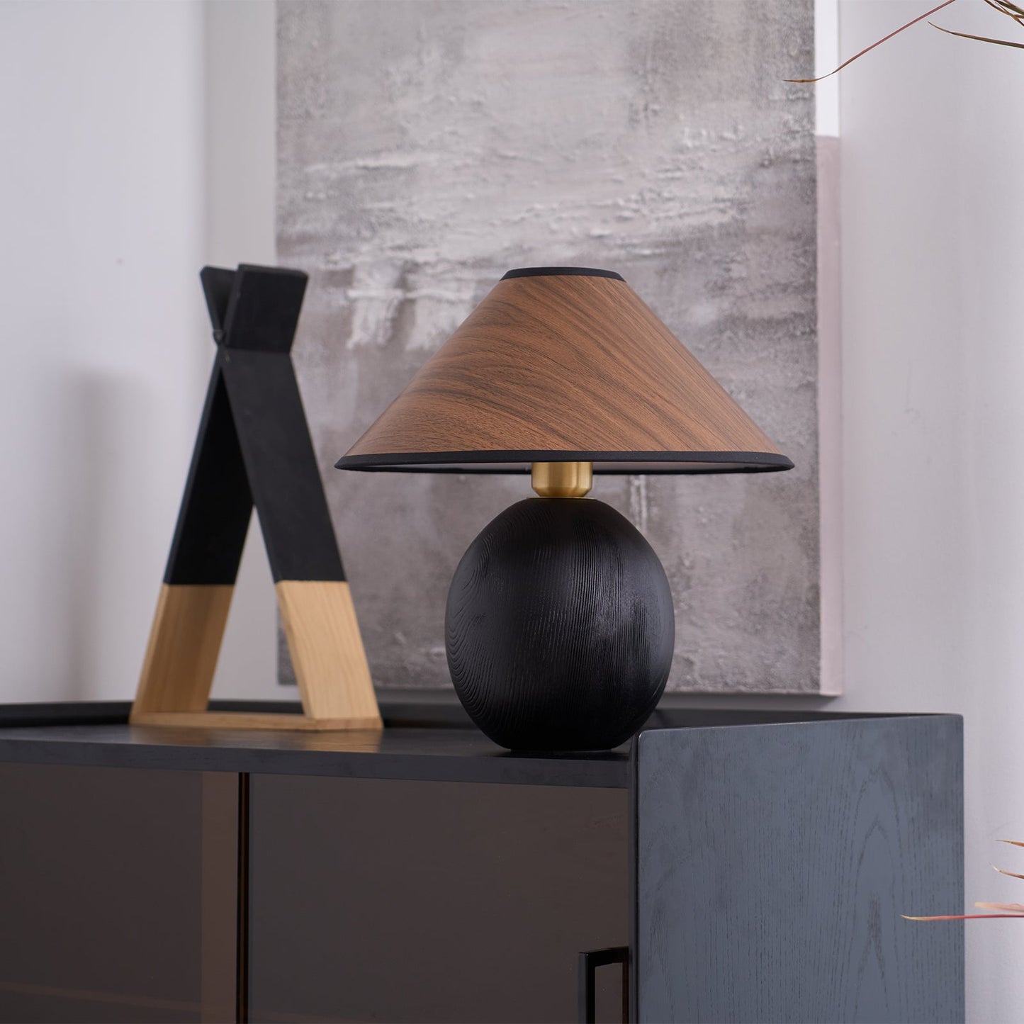 Penna Table Lamp - Loonglight