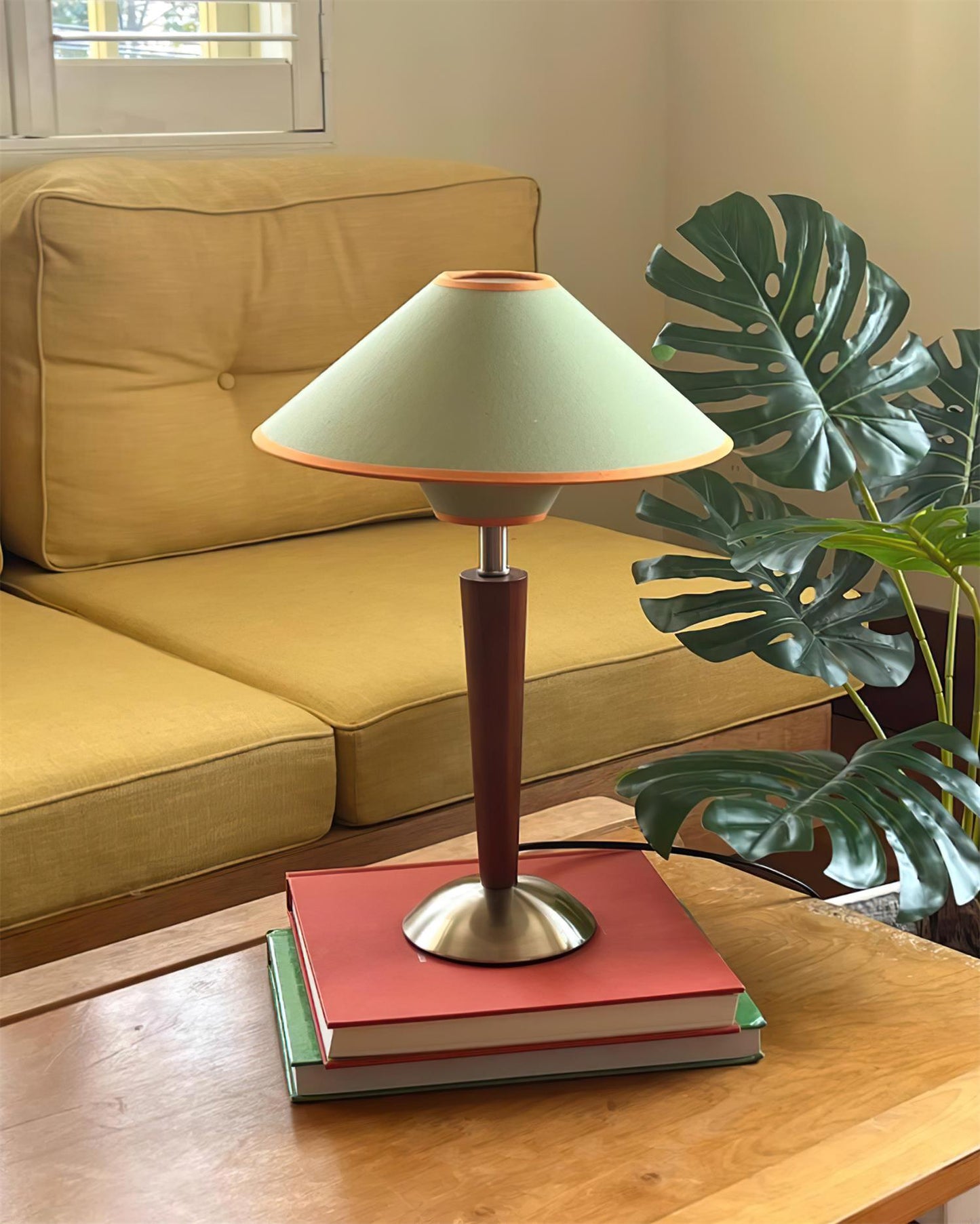 Perzel Table Lamp - Loonglight