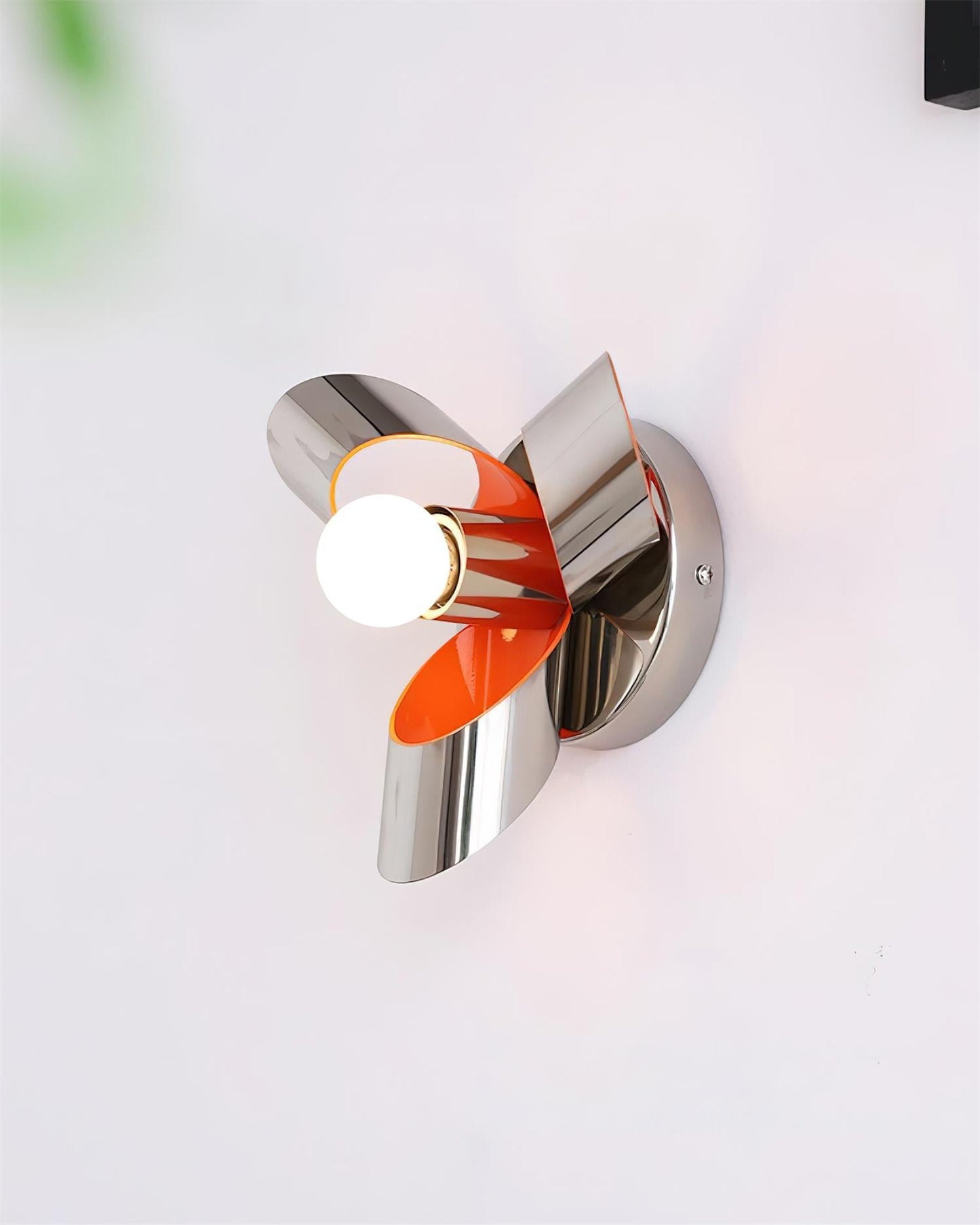 Artistic Petal Wall Lamp