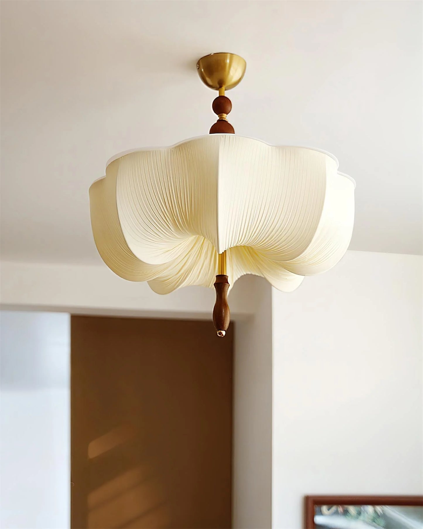Petalia Ceiling Lamp - Loonglight