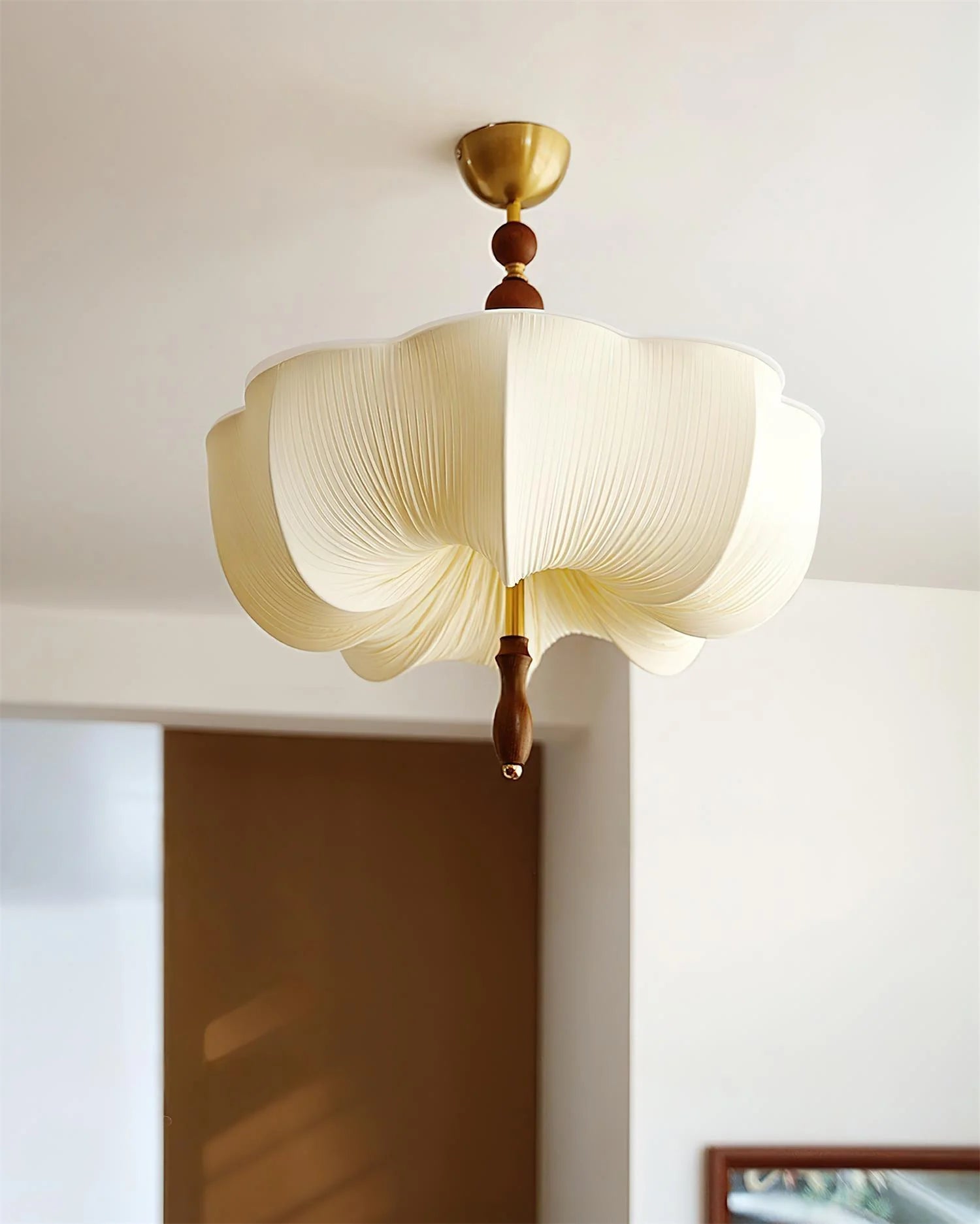 Petalia Ceiling Lamp - Loonglight