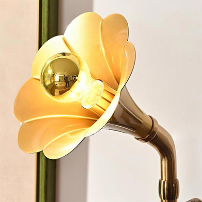Phonograph Table Lamp - Loonglight