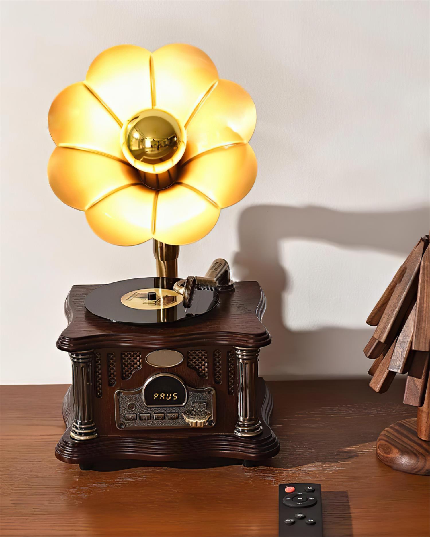 Phonograph Table Lamp - Loonglight
