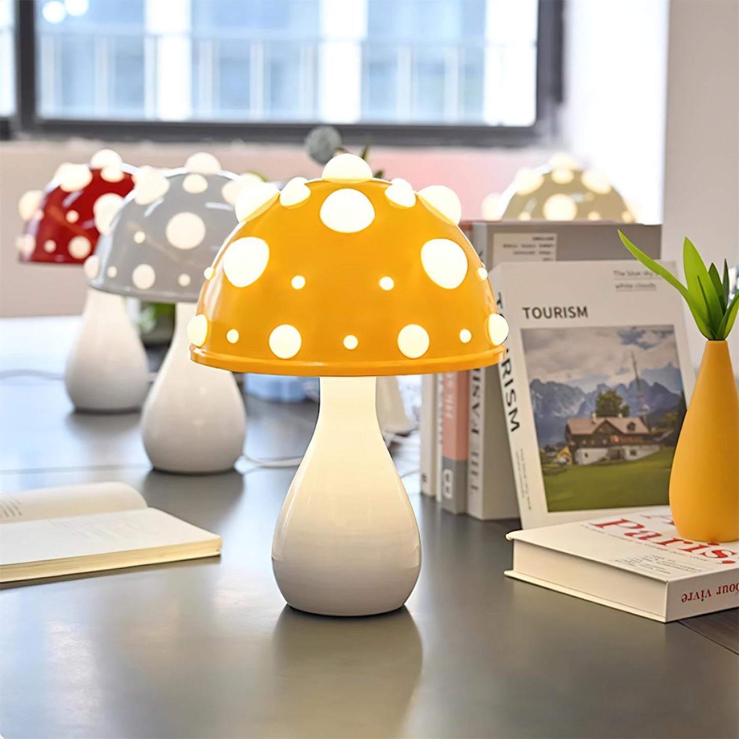 Poisonous Mushrooms Table Lamp - Loonglight