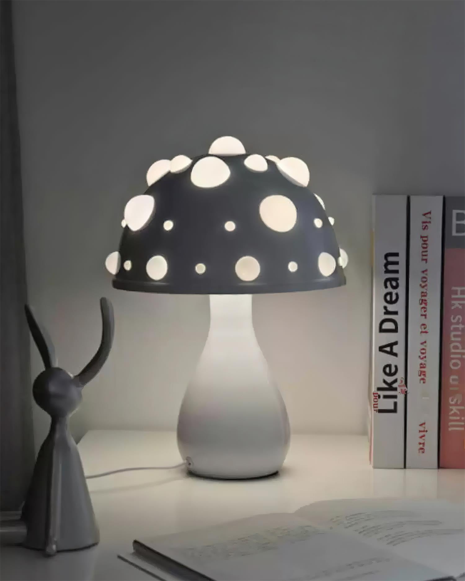 Poisonous Mushrooms Table Lamp - Loonglight