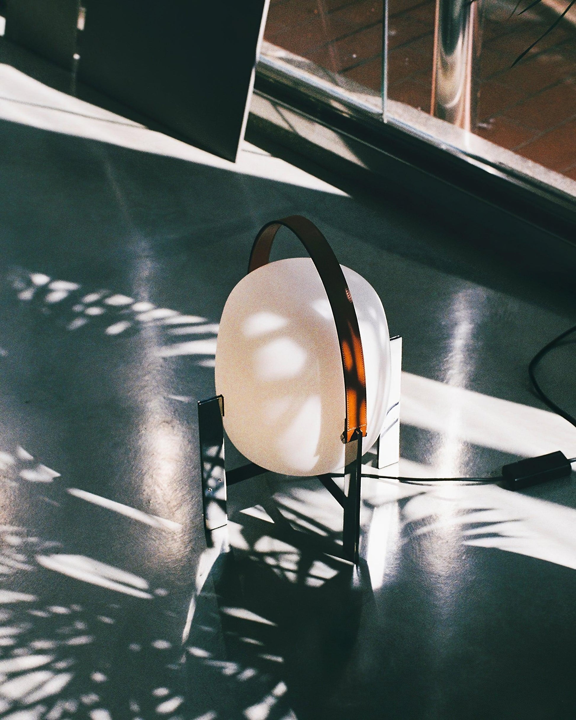 Portable Lantern Metal Table Lamp - Loonglight