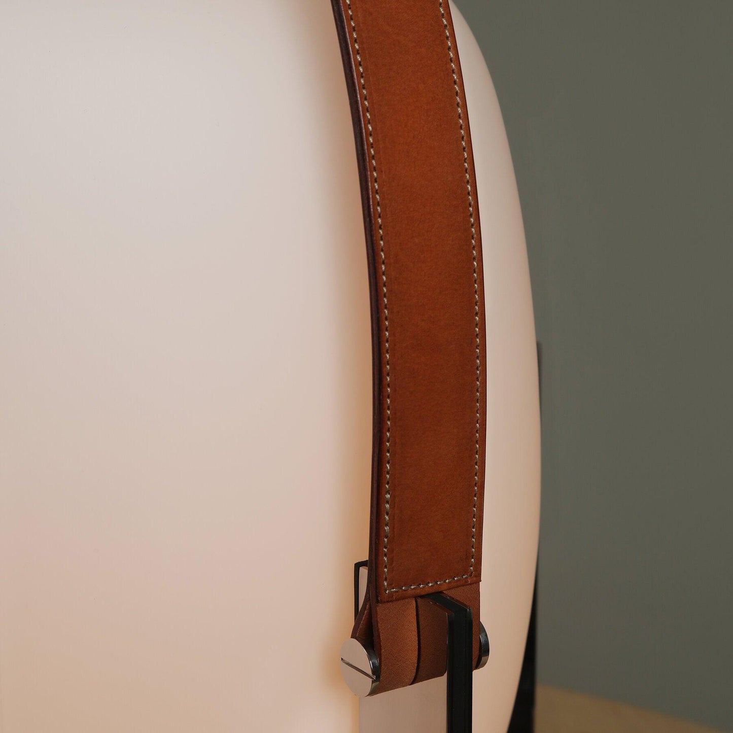 Portable Lantern Metal Table Lamp - Loonglight