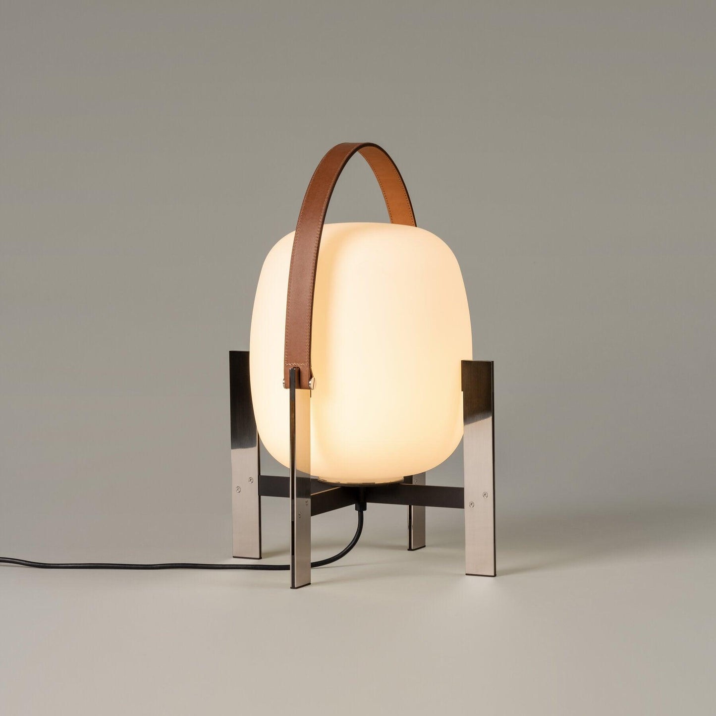 Portable Lantern Metal Table Lamp - Loonglight