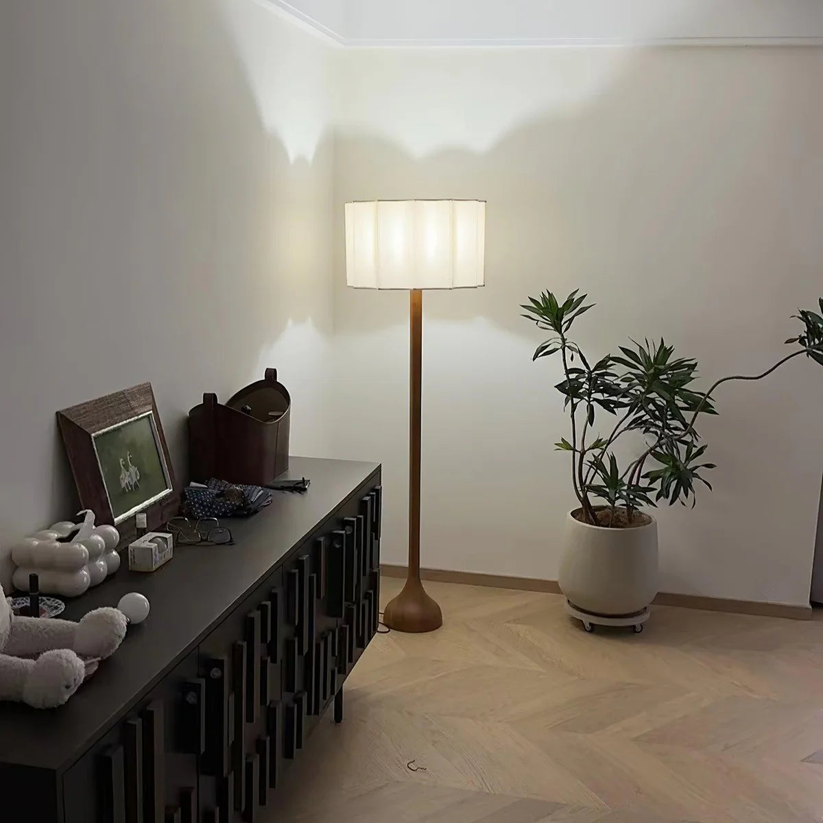 Portillo Floor Lamp - Loonglight